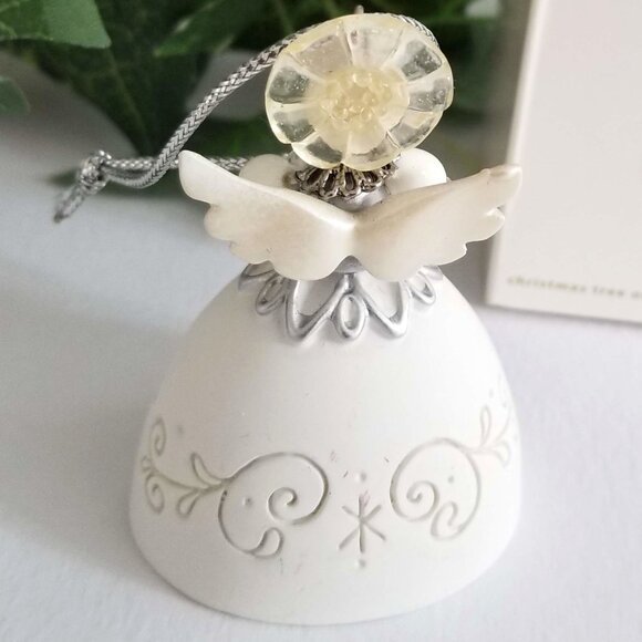 Brand NEW Hallmark 2012 KOC Limited Edition Christmas Angel Ornament - Picture 3 of 4